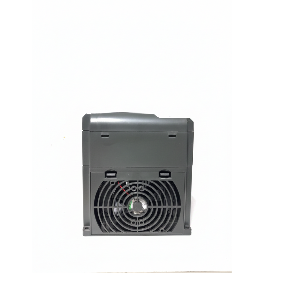 HEGEL - İnges 7.5 KW 10 HP Trifaze MPPT Dalgıç Pompa Sürücüsü 380 VOLT Solar Pompa İnverteri - Görsel 7